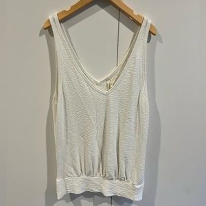 Anthropologie silky cream tank size medium